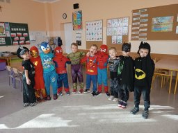 b_1024_768_0_00_images_2023_2024_Zerowki_Bajki_401238137_803556334905650_7879759689410699724_n